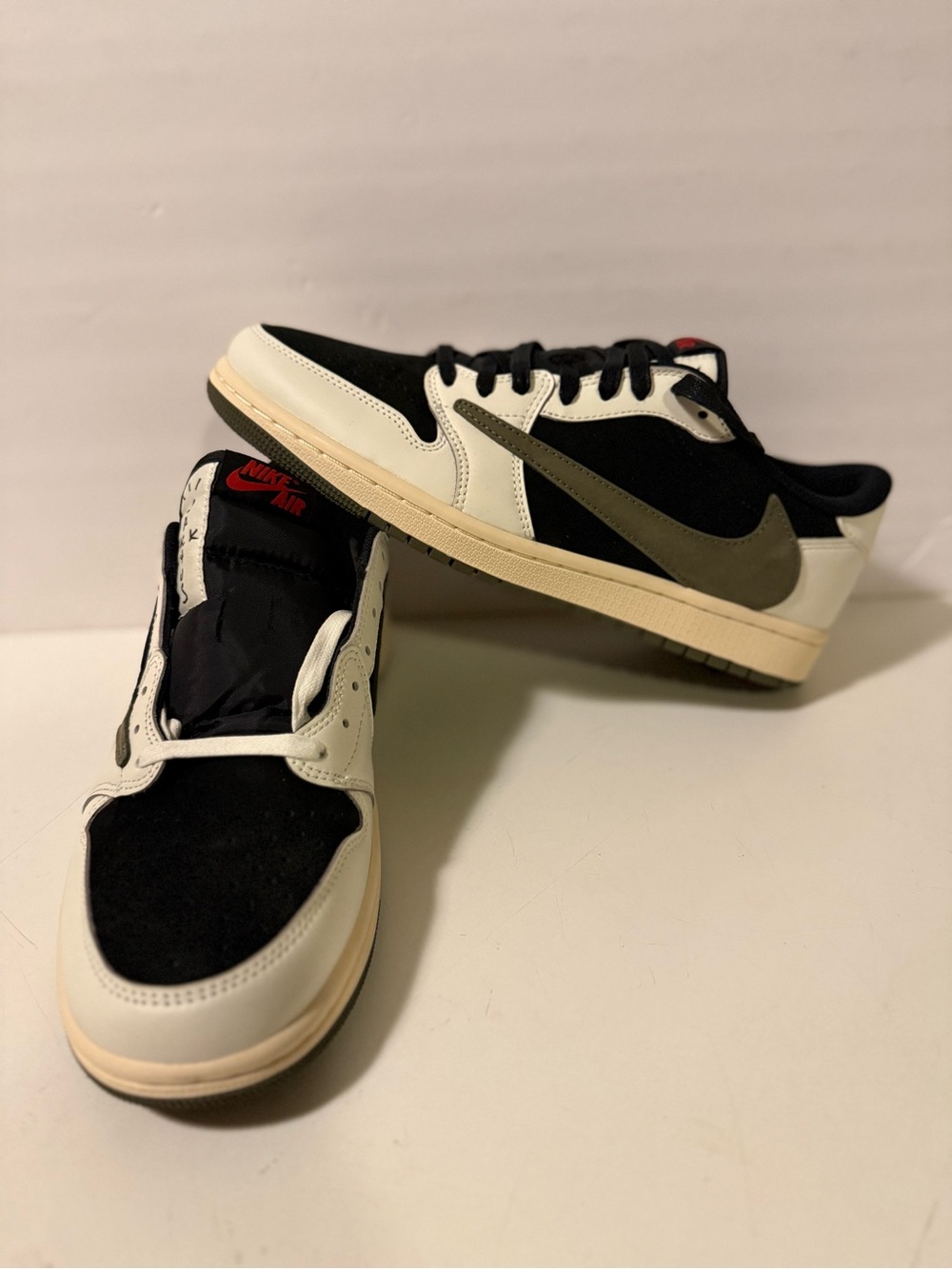 Women Air Jordan 1 Retro Low OG Travis Scott Olive DZ4137-106 Size 11W/9.5M New